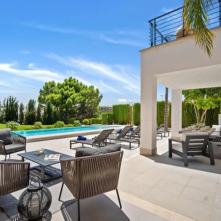 Vacation Marbella I Iniesta, Golf Community, Brand-new Built, Infinity Pool